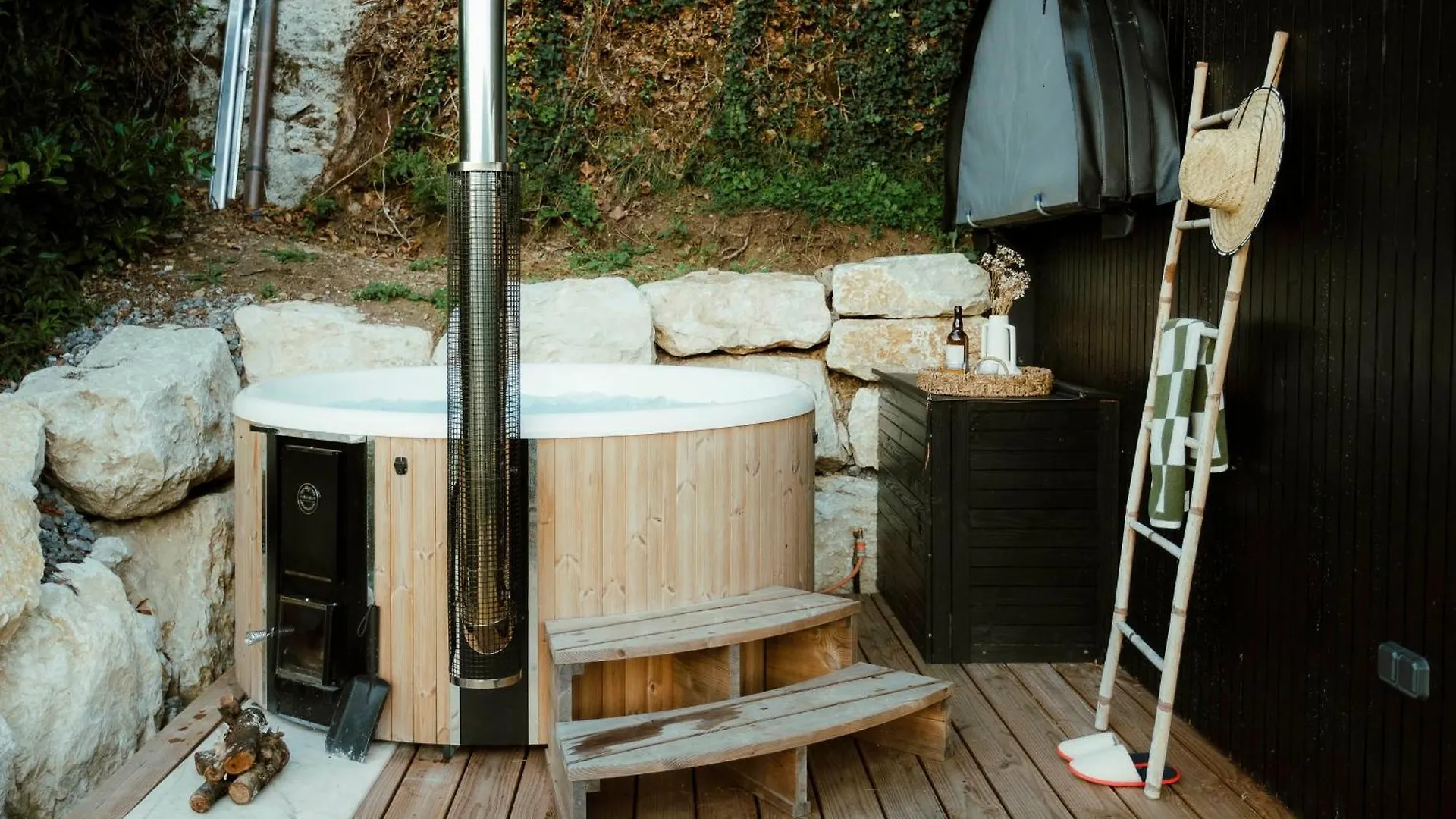 Ecolodge Acme Jacuzzi Vue Lac Angon Apartment